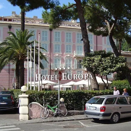 酒店 欧洲设计1877温泉酒店 4*