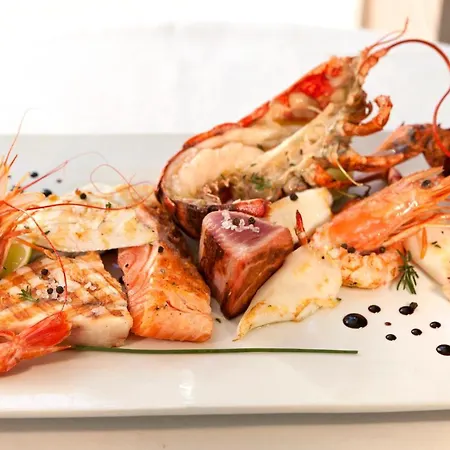 欧洲设计1877温泉酒店 酒店